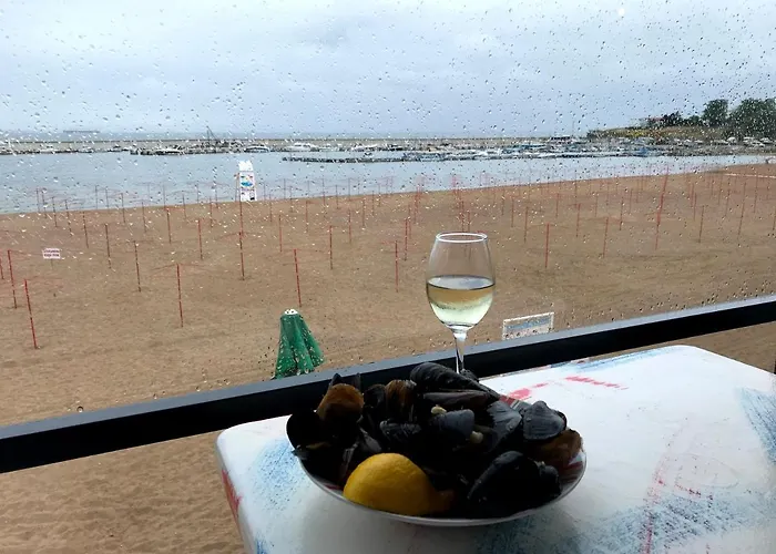 Akra Hotel Chernomorets